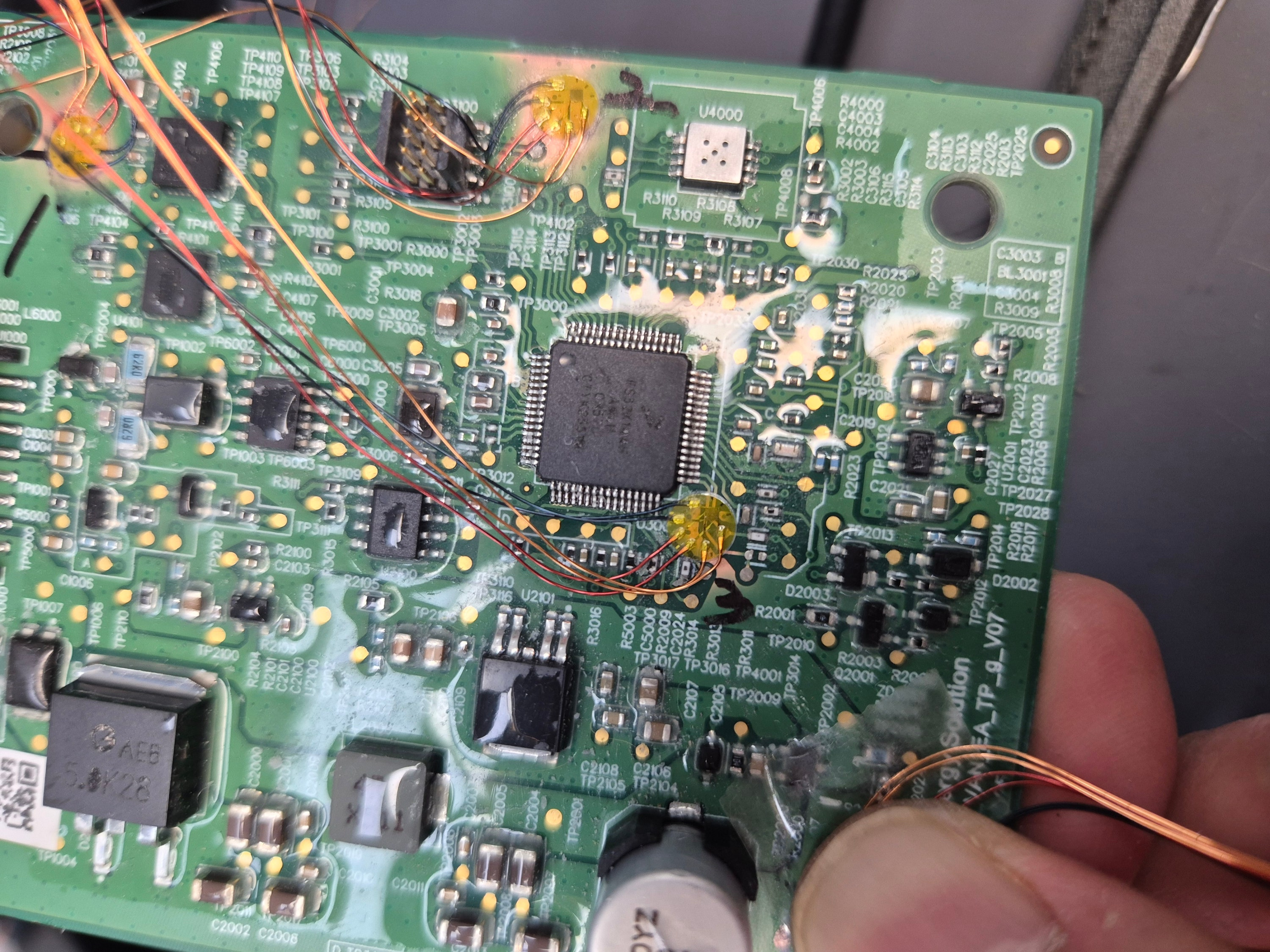 IPC/JEDEC-9704A PCB 스트레인게이지 부착 — BGA 주변 3축 로젯